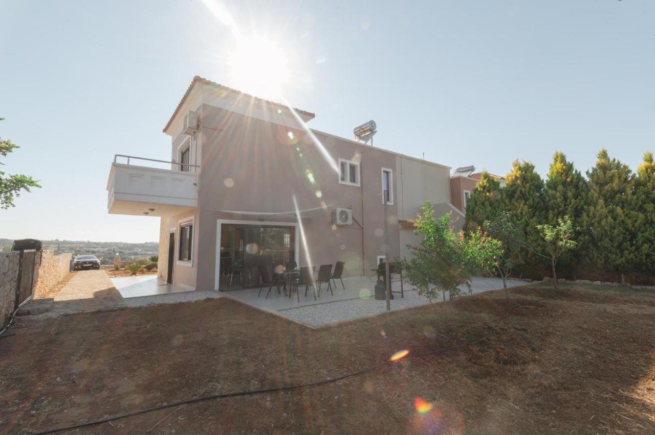 Harmony Deluxe Villa With Sea Mountain View Kambánion Exteriör bild